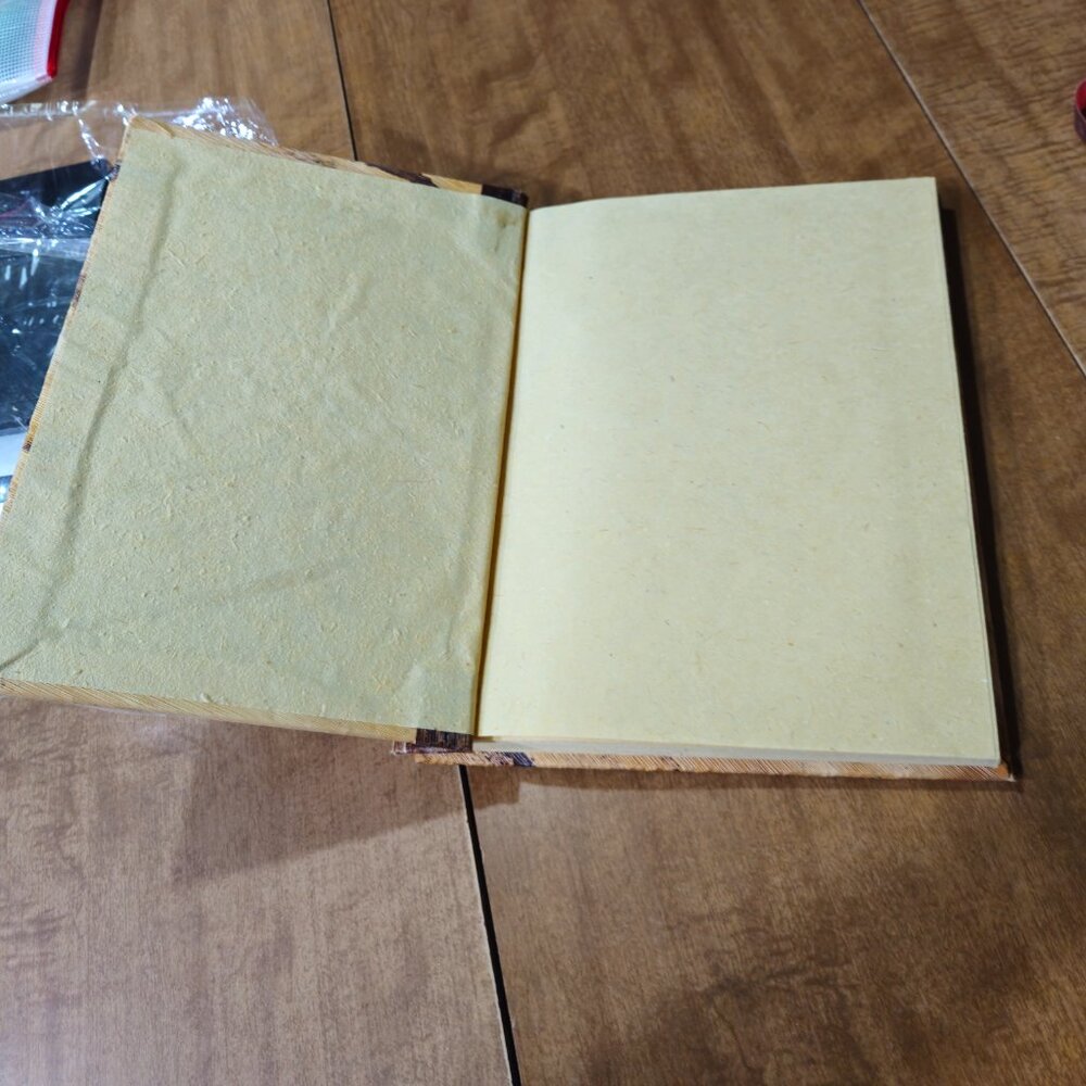 Artist Book Blank Page Turtle Motif - Picture 3 of 8